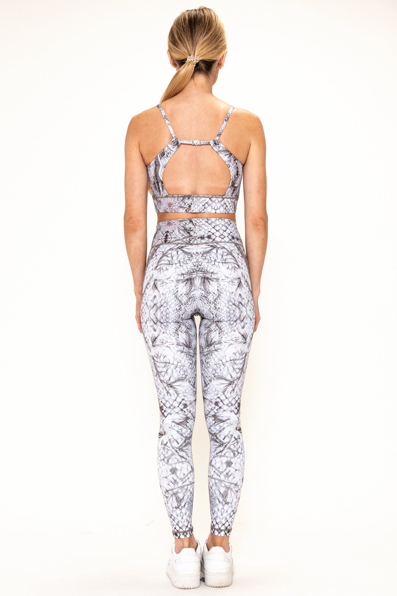Arctic Flower Snake Leggingsit