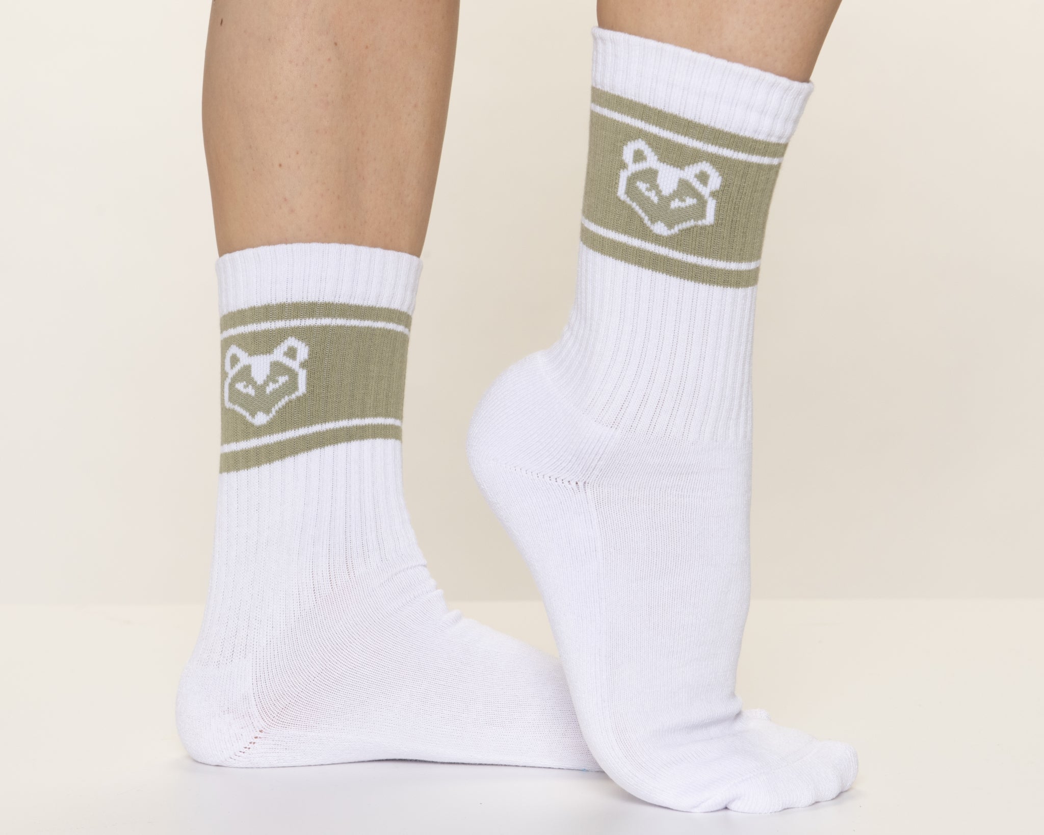 Un Petit Chien White and Marple Green Socks