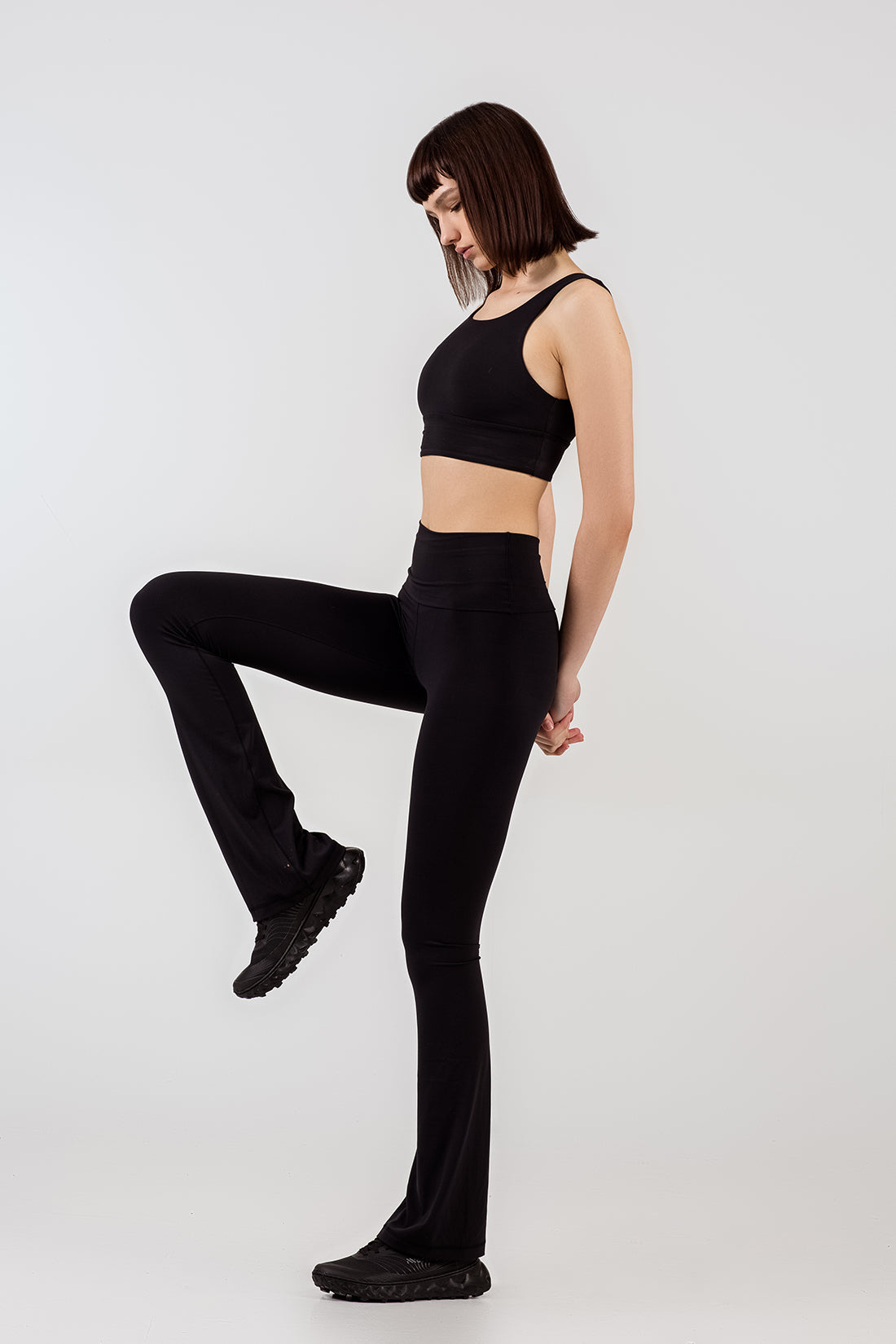 Leila Black Flared Leggings